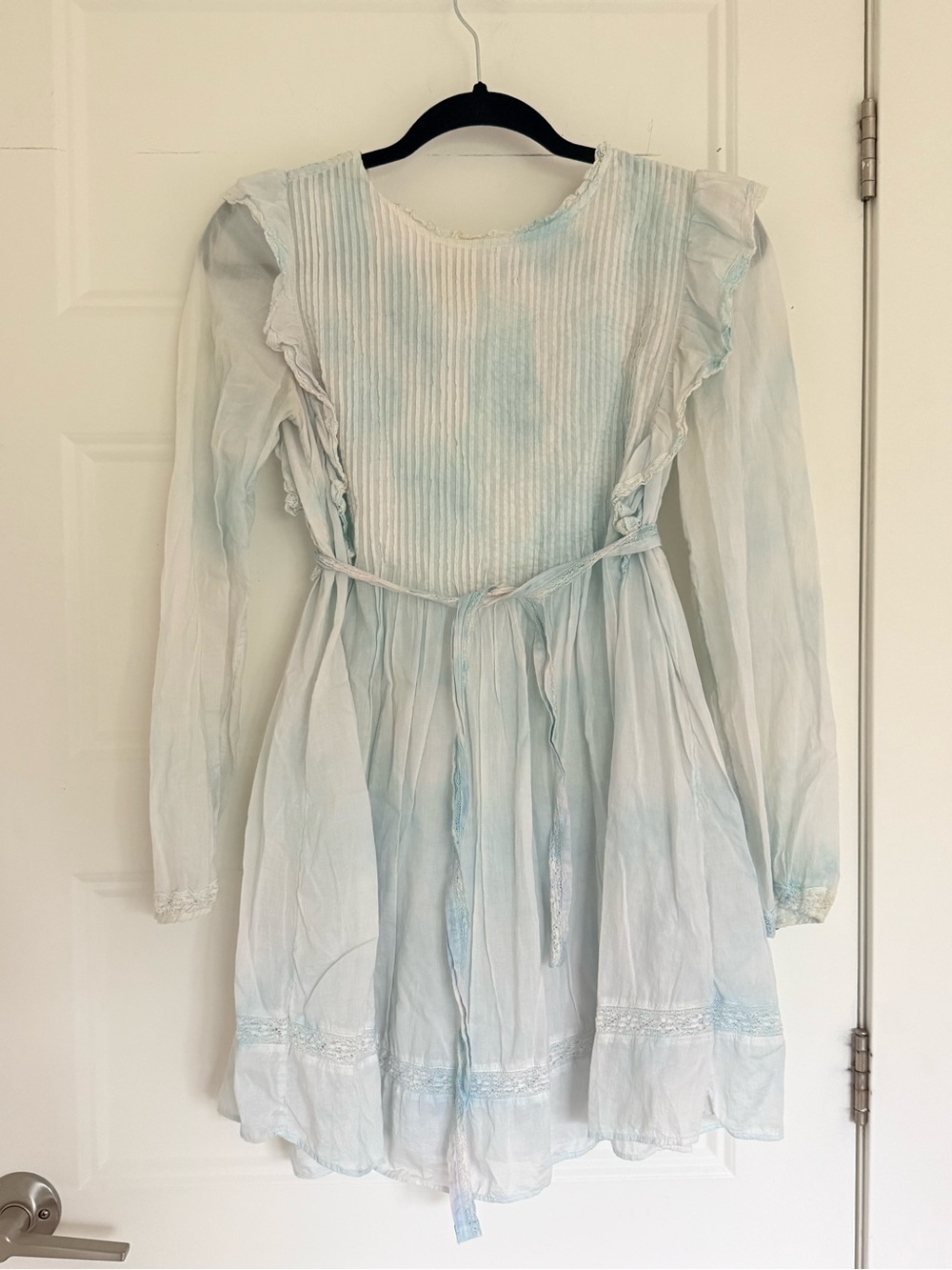 Wilfred Light Blue Tie-Dye Long Sleeve Dress with Waist Tie